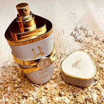 Front Bottle open Cap Lattaffa Moi Perfume